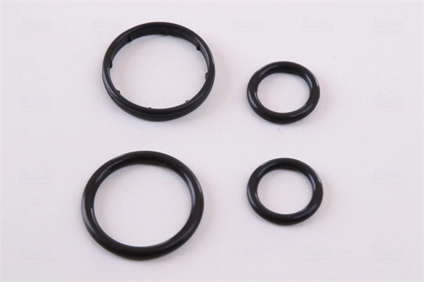 Radiateur d'huile NISSENS 90931