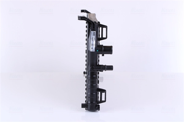 Radiateur, refroidissement du moteur NISSENS 68806