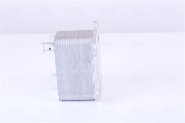 Radiateur d'huile NISSENS 90832