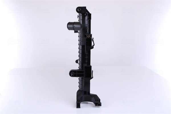 Radiateur, refroidissement du moteur NISSENS 637616
