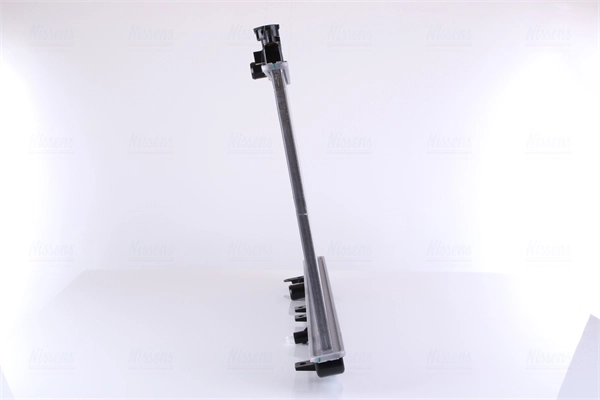 Radiateur, refroidissement du moteur NISSENS 681375