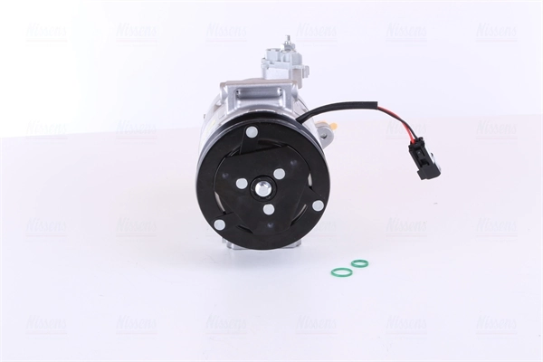 Компресор кондиціонера NISSENS 890758 для Ford Fiesta 6, B-MAX, Ecosport та інших