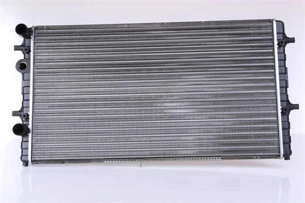 Radiateur, refroidissement du moteur NISSENS 67302