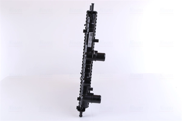 Radiateur, refroidissement du moteur NISSENS 617848