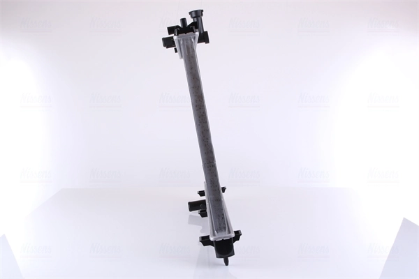 Radiateur, refroidissement du moteur NISSENS 606181