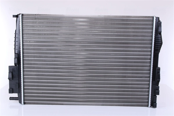 Radiateur, refroidissement du moteur NISSENS 637633