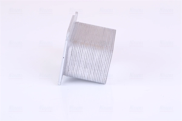 Radiateur d'huile NISSENS 90906