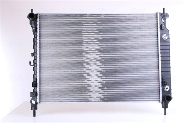 Radiateur, refroidissement du moteur NISSENS 606256