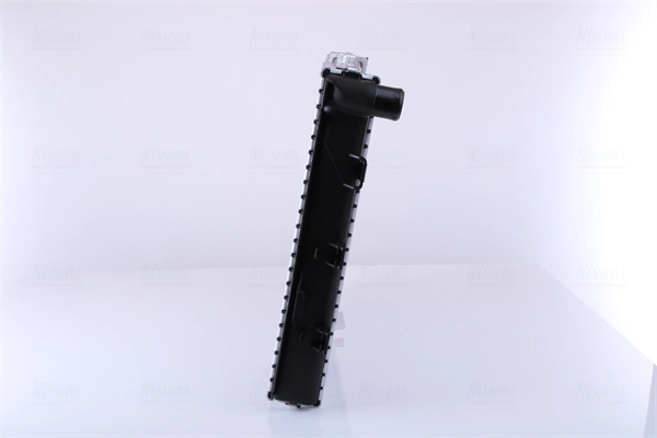 Radiateur, refroidissement du moteur NISSENS 62670A