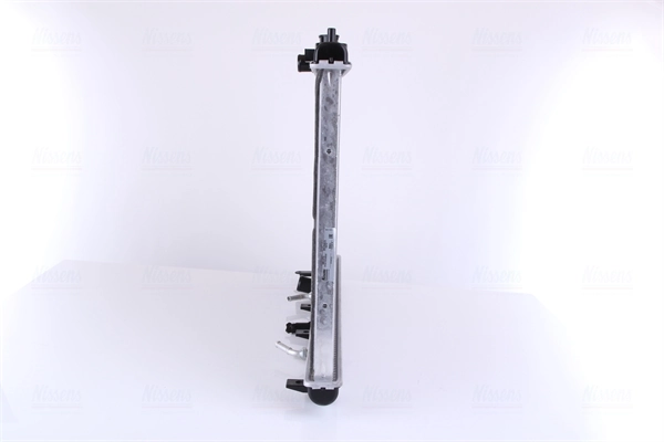 Radiateur, refroidissement du moteur NISSENS 681372