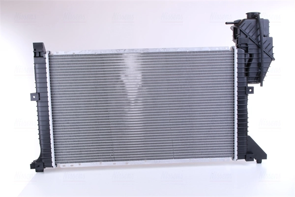 Radiateur, refroidissement du moteur NISSENS 62664A