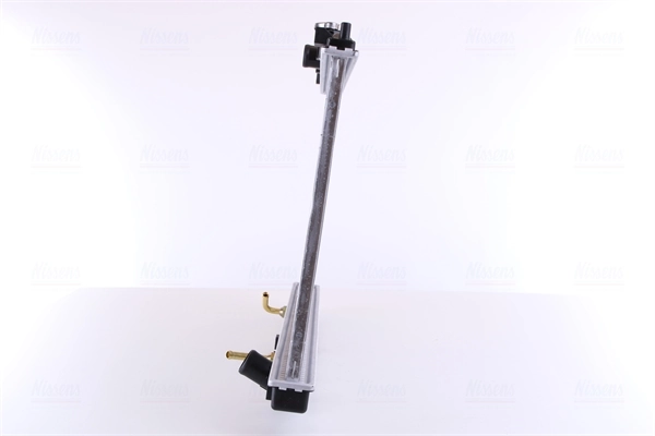 Radiateur, refroidissement du moteur NISSENS 633141