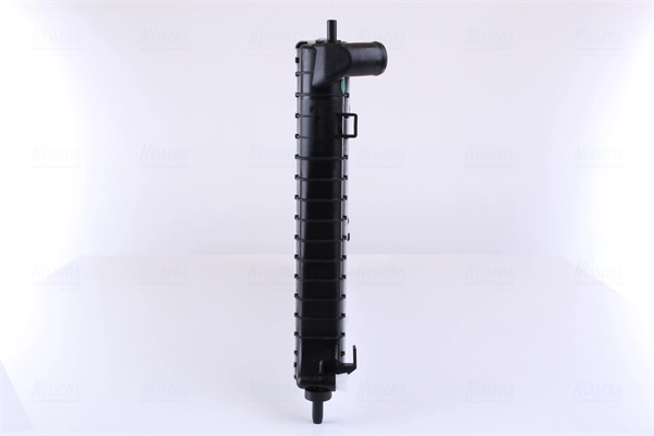 Radiateur, refroidissement du moteur NISSENS 68004A