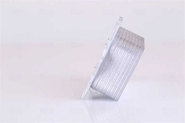 Radiateur d'huile NISSENS 91275