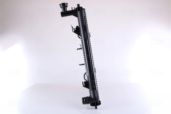 Radiateur, refroidissement du moteur NISSENS 675057