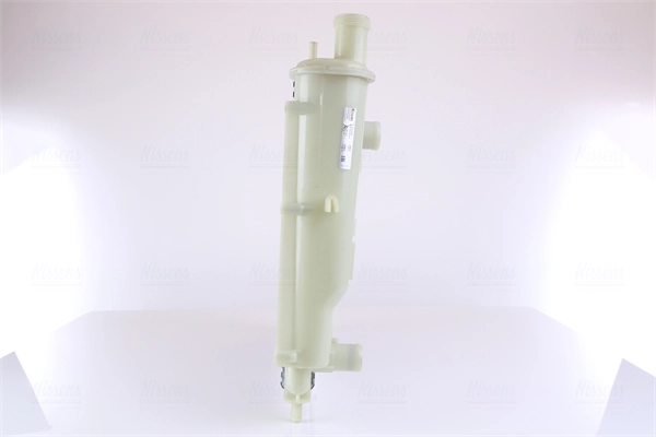 Radiateur, refroidissement du moteur NISSENS 61779