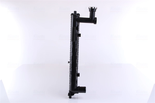 Radiateur, refroidissement du moteur NISSENS 66641