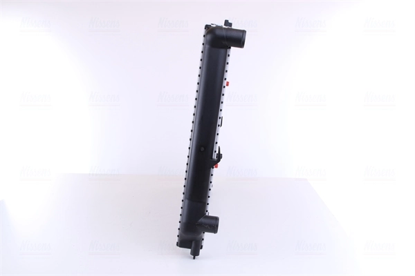Radiateur, refroidissement du moteur NISSENS 62666A