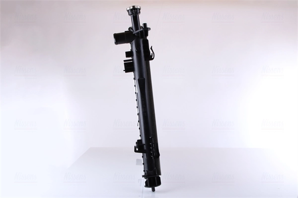 Radiateur, refroidissement du moteur NISSENS 666231
