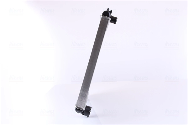 Radiateur, refroidissement du moteur NISSENS 63697