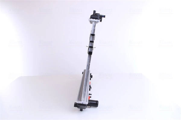 Radiateur, refroidissement du moteur NISSENS 61634