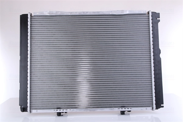 Radiateur, refroidissement du moteur NISSENS 62731A
