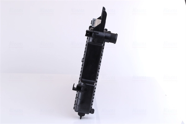 Radiateur, refroidissement du moteur NISSENS 62076A