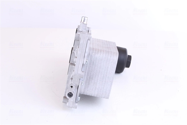 Radiateur d'huile NISSENS 90945