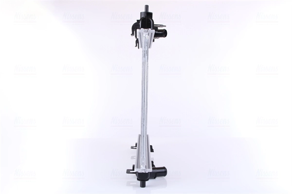 Radiateur, refroidissement du moteur NISSENS 66858