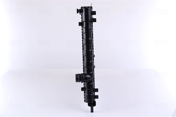 Radiateur, refroidissement du moteur NISSENS 68804
