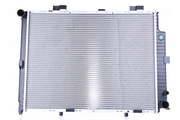 Radiateur, refroidissement du moteur NISSENS 62689A