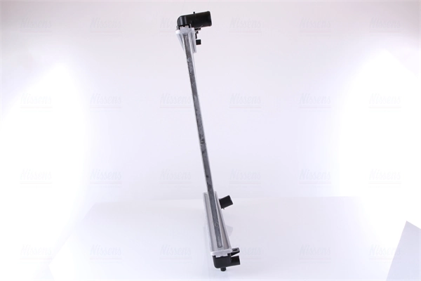 Radiateur, refroidissement du moteur NISSENS 628962