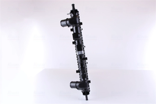 Radiateur, refroidissement du moteur NISSENS 61879A