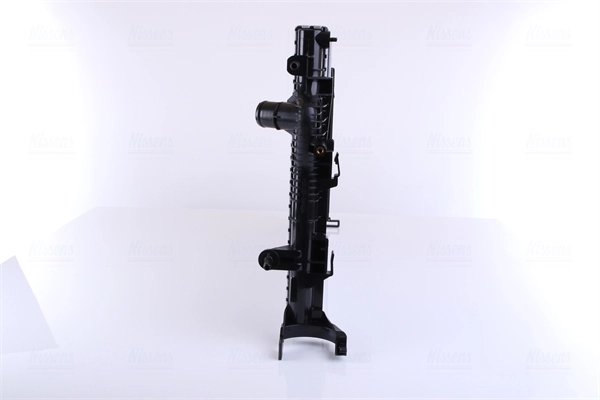 Radiateur, refroidissement du moteur NISSENS 637622