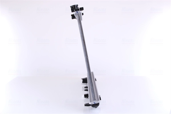 Radiateur, refroidissement du moteur NISSENS 681373