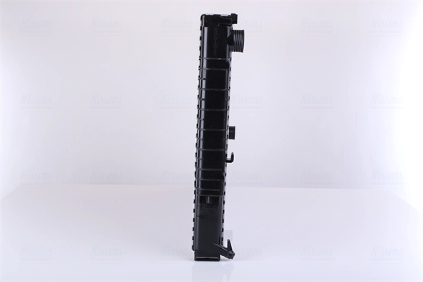 Radiateur, refroidissement du moteur NISSENS 60622A