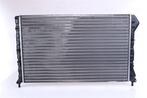 Radiateur, refroidissement du moteur NISSENS 61766