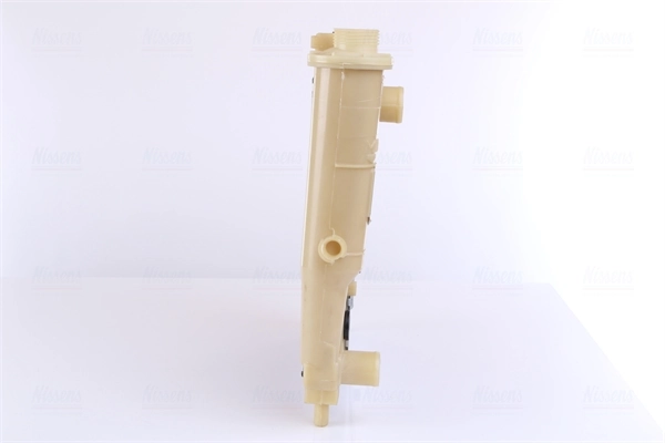 Radiateur, refroidissement du moteur NISSENS 61930