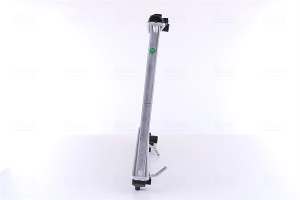 Radiateur, refroidissement du moteur NISSENS 647721