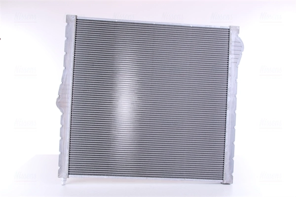 Radiateur, refroidissement du moteur NISSENS 60827