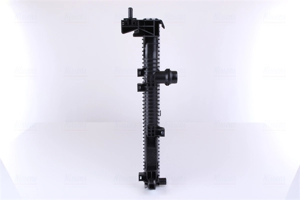 Radiateur, refroidissement du moteur NISSENS 61040