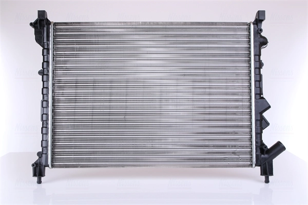 Radiateur, refroidissement du moteur NISSENS 63832