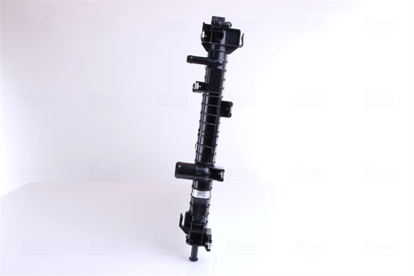 Radiateur, refroidissement du moteur NISSENS 620156