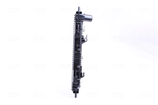Radiateur, refroidissement du moteur NISSENS 606732