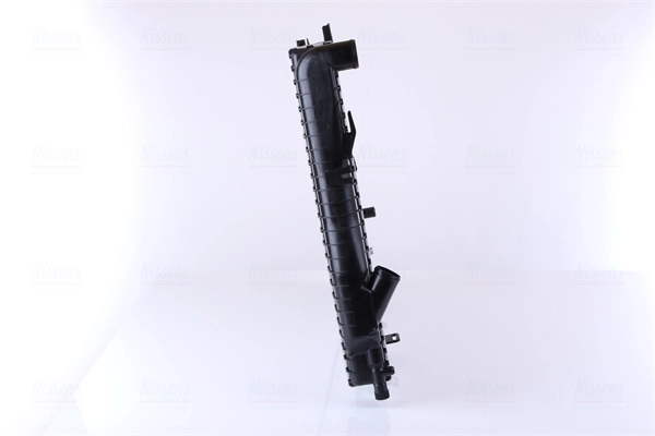 Radiateur, refroidissement du moteur NISSENS 62739A