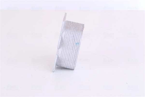 Radiateur d'huile NISSENS 90740