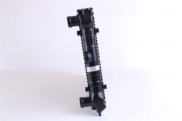Radiateur, refroidissement du moteur NISSENS 651741