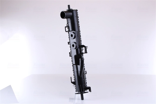 Radiateur, refroidissement du moteur NISSENS 63013A