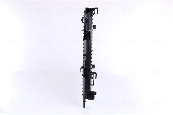 Radiateur, refroidissement du moteur NISSENS 63816A
