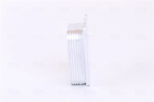 Radiateur d'huile NISSENS 90777